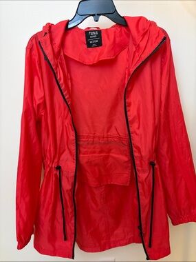 Parka & Main Red Hooded Lightweight Trench Coat - Medium